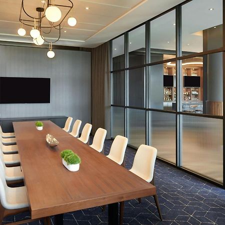 Hotel Courtyard By Marriott Calgary Airport Esterno foto