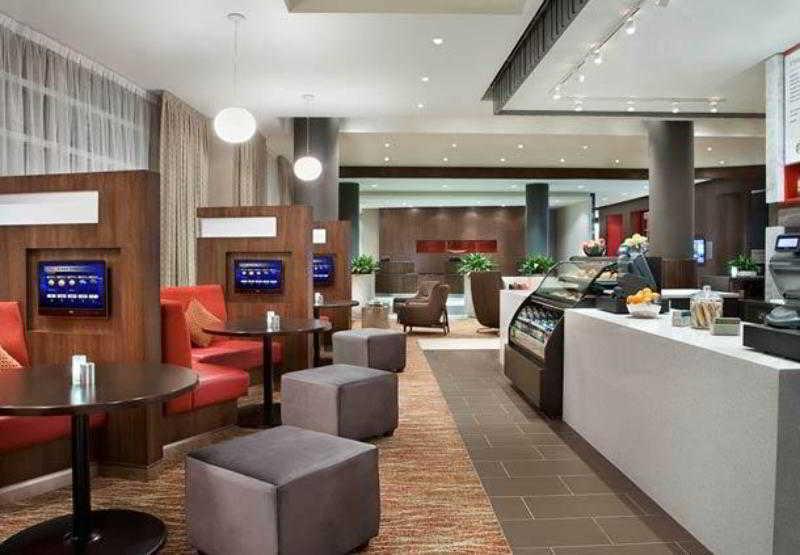 Hotel Courtyard By Marriott Calgary Airport Esterno foto
