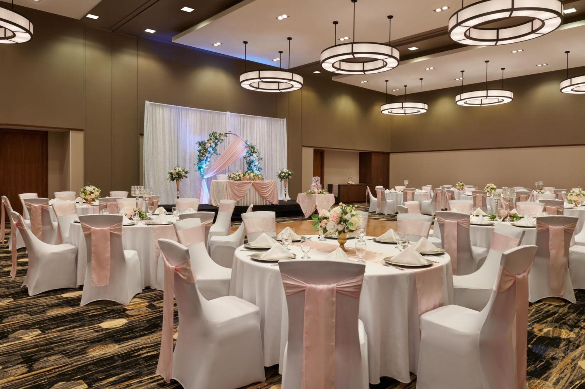 Hotel Courtyard By Marriott Calgary Airport Esterno foto